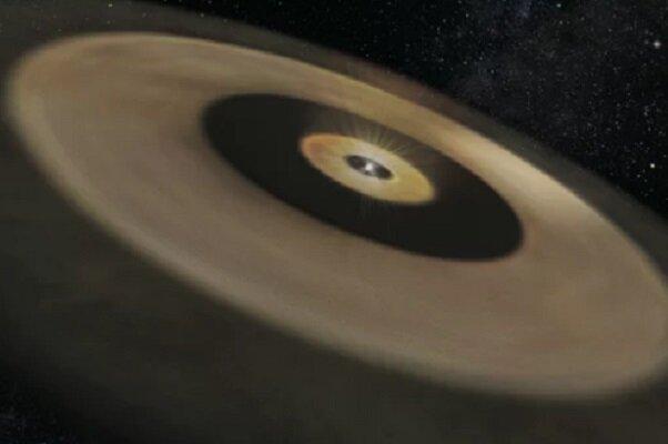 یک منظومه شمسی در حال شکل گیری کشف شد