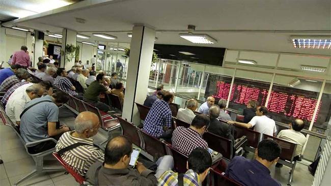 دامنه نوسان صندوق های سرمایه گذاری بورسی به 10 درصد کاهش دامنه نوسان صندوق های سرمایه گذاری بورسی به 10 درصد کاهش یافت