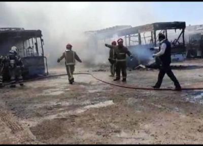 14 اتوبوس در آتش سوزی تعمیرگاه سوخت